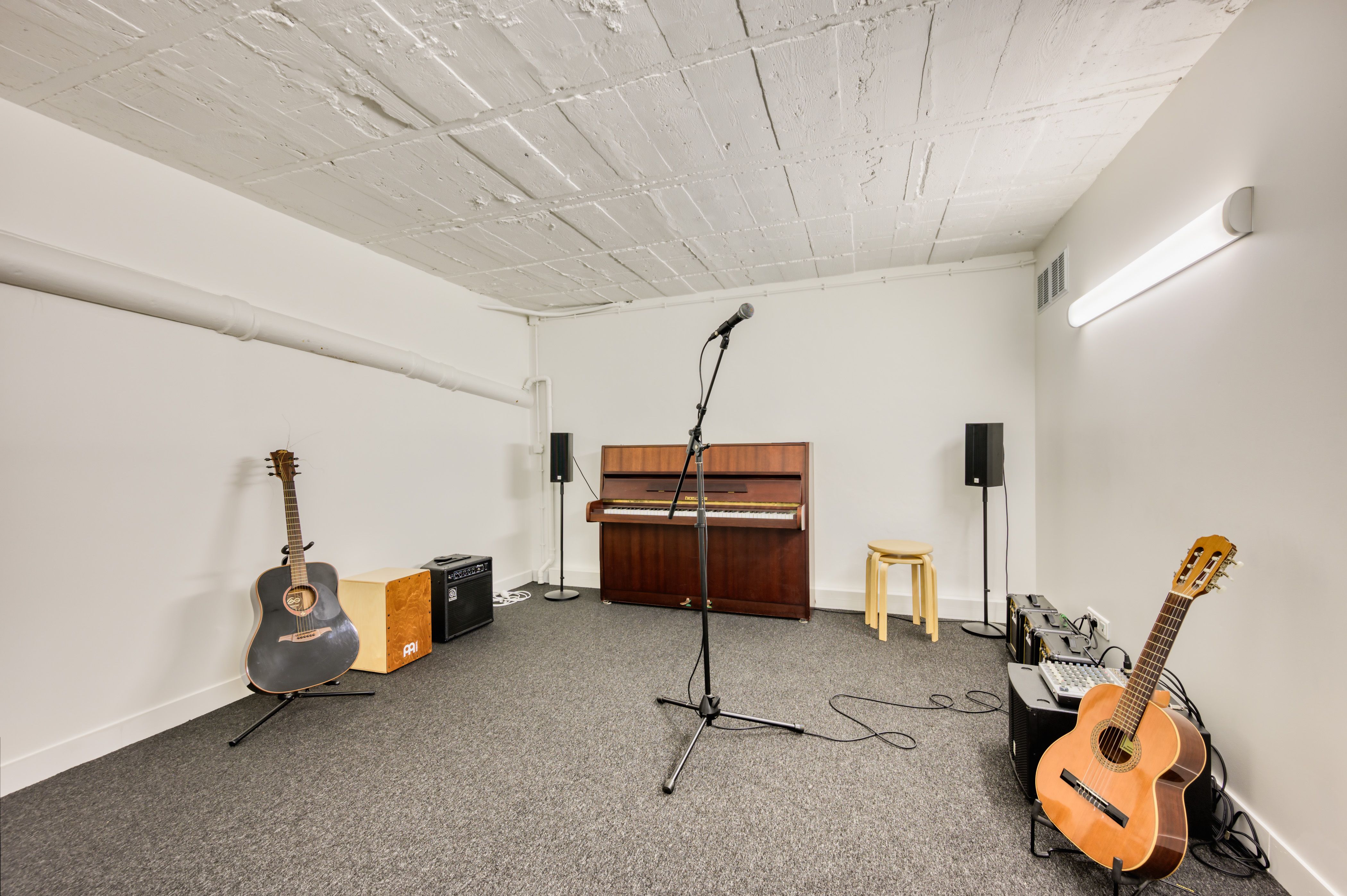 Studio 2